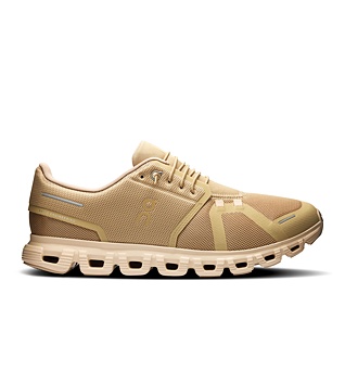 Mens leisure shoes On Cloud 6