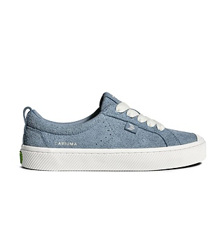 Womens leisure shoes Cariuma OCA Low Mountain Spring Blue Hairy Suede Sneaker