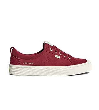Womens leisure shoes Cariuma OCA Low Cabernet Suede Sneaker
