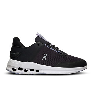 Womens leisure shoes On Cloudnova Flux
