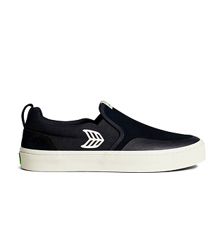 Womens leisure shoes Cariuma SLIP-ON PRO Black Suede and Canvas Ivory Logo Sneaker