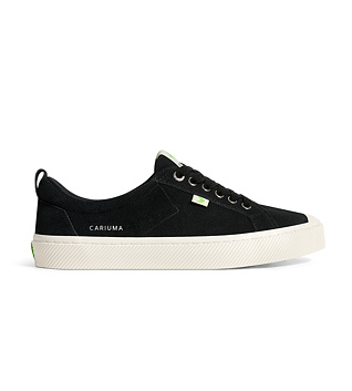 Womens leisure shoes Cariuma OCA Low Black Suede Sneaker