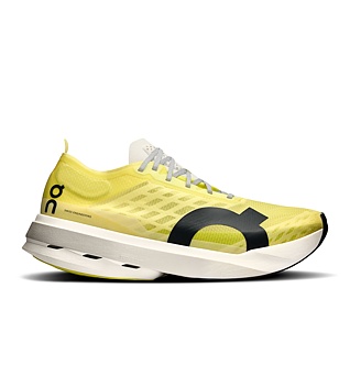 Mens Road Running Shoes On Cloudboom Strike