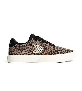 Dámské volnočasové boty Cariuma NAIOCA Leopard Print Suede Ivory Logo Sneaker