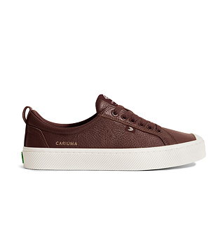 Womens leisure shoes Cariuma OCA Low Brown Premium Leather Sneaker