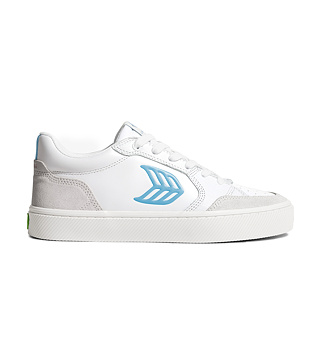 Womens leisure shoes Cariuma VALLELY White Leather Vintage White Suede Argentina Blue Logo Sneaker