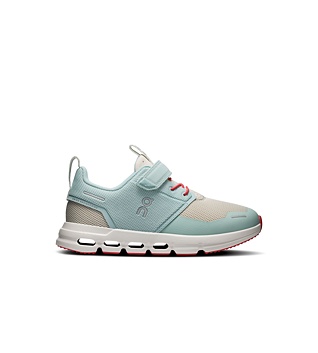 Childrens leisure shoes On Cloud Play