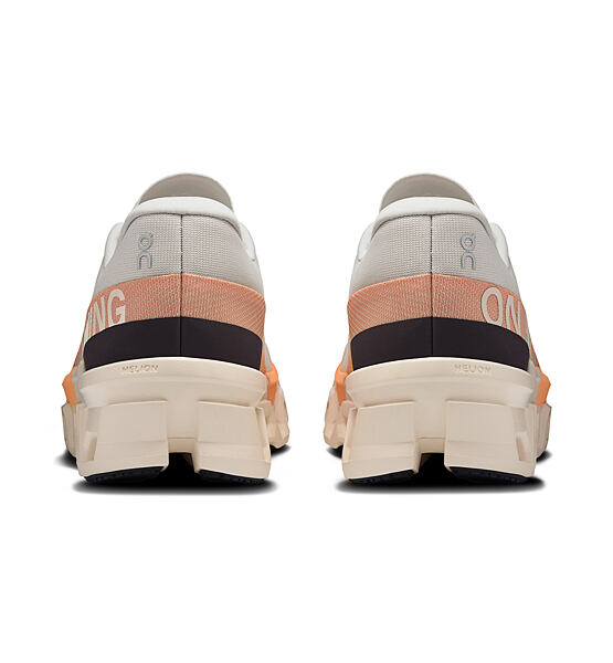 Mens Road Running Shoes On Cloudmonster 2