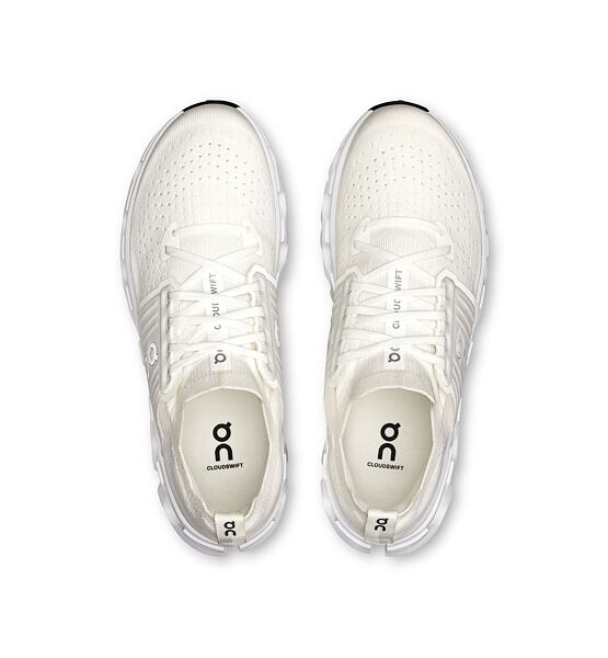 Mens Road Running Shoes On Cloudswift 4