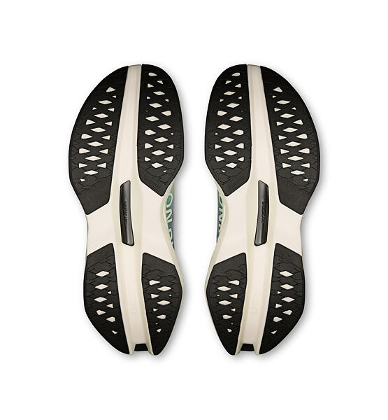 Mens Road Running Shoes On Cloudboom Max