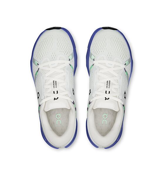 Womens Road Running Shoes On Cloudsurfer 2