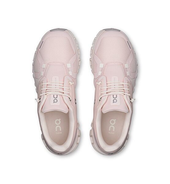 Womens leisure shoes On Cloud 6
