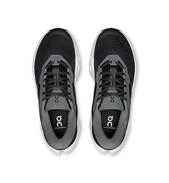 Womens Road Running Shoes On Cloudrunner 3