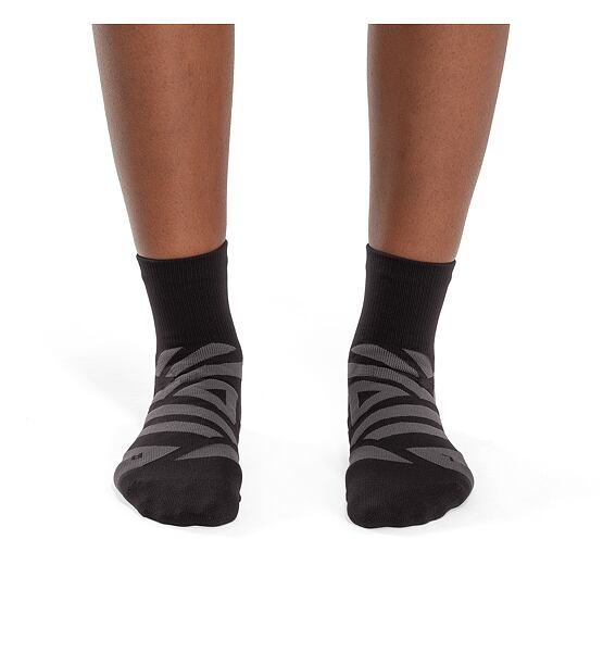 Womens Socks On Performance Mid Sock