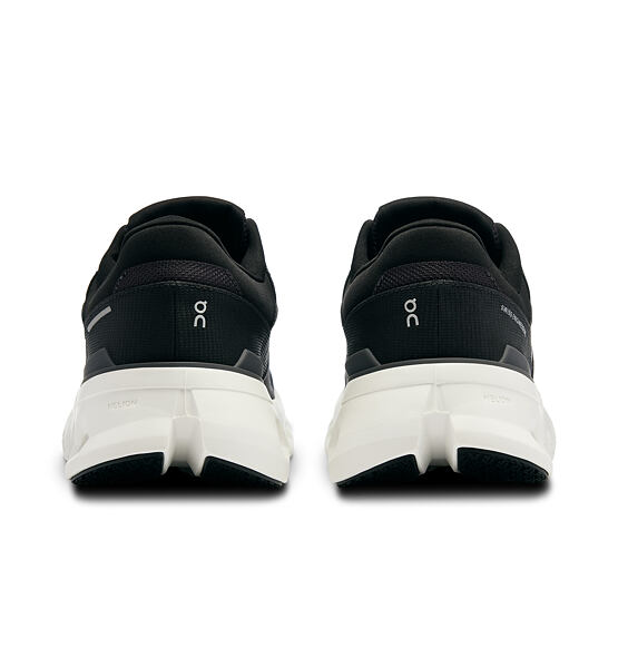 Mens Road Running Shoes On Cloudrunner 2