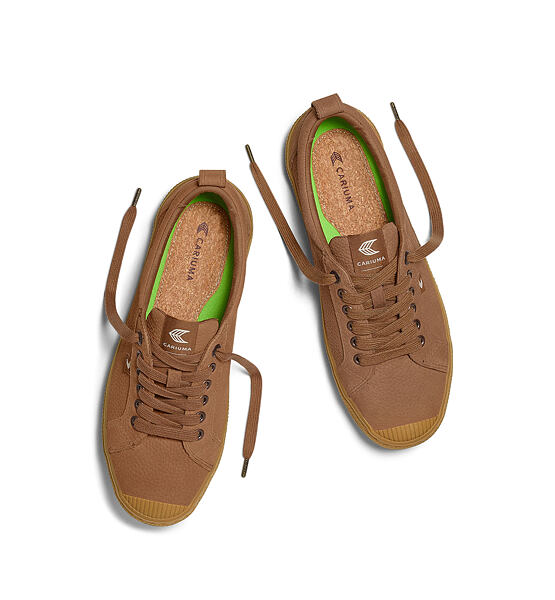 Dámské volnočasové boty Cariuma OCA Low Gum Sienna Brown Premium Leather Sneaker