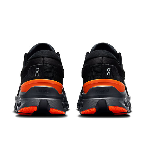 Mens Road Running Shoes On Cloudstratus 3