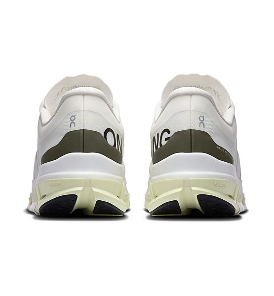 Mens Road Running Shoes On Cloudflow 5