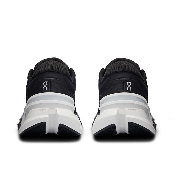 Mens Road Running Shoes On Cloudflyer 5