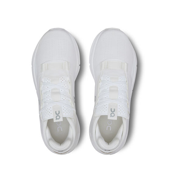 Mens leisure shoes On Cloudnova 2