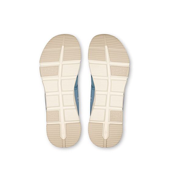 Junior leisure shoes On Cloud Sky