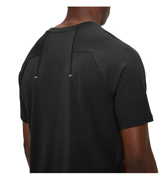 Mens running shirt On Focus-T