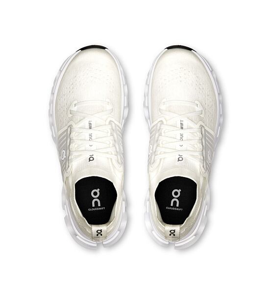 Womens Road Running Shoes On Cloudswift 4