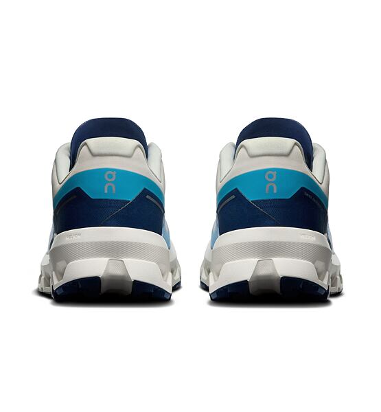Mens Running Trail Shoes On Cloudvista 2