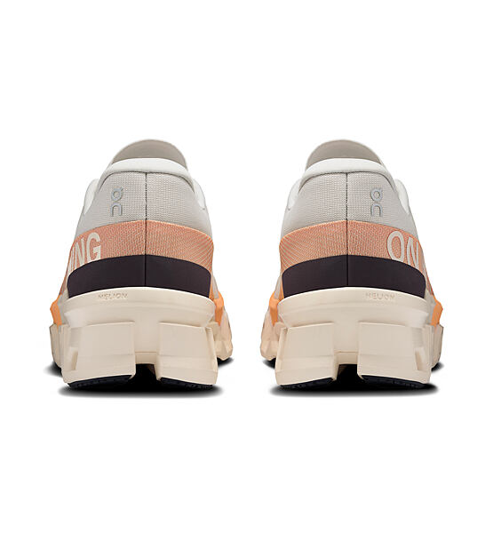 Mens Road Running Shoes On Cloudmonster 2