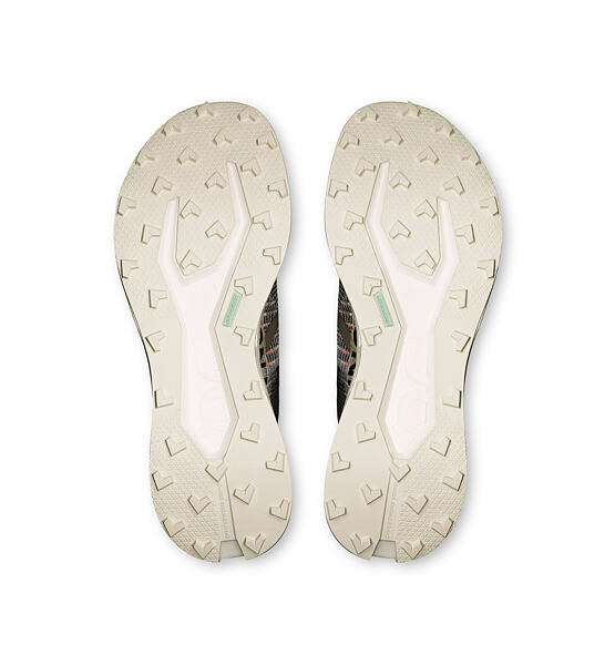 Womens Running Trail Shoes On Cloudultra Pro