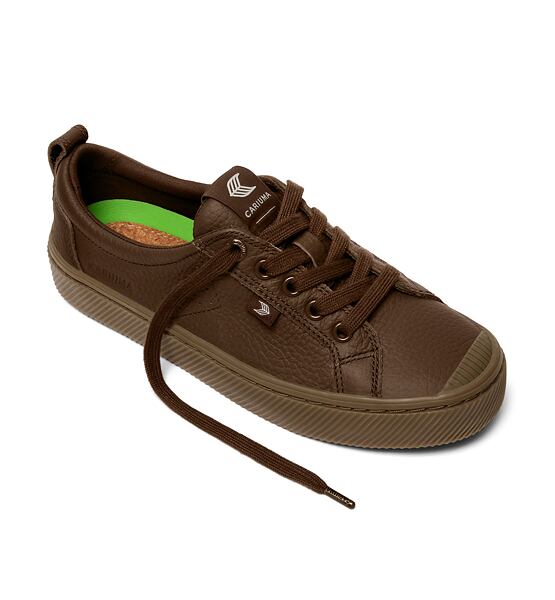Mens leisure shoes Cariuma OCA Low Gum Downtown Brown Premium Leather Sneaker