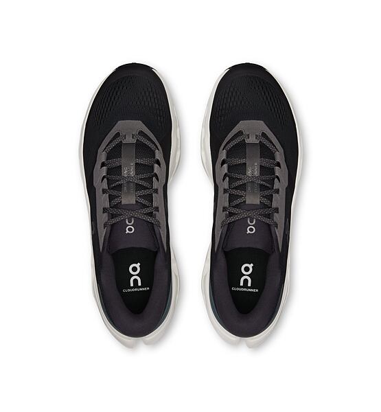 Mens Road Running Shoes On Cloudrunner 3