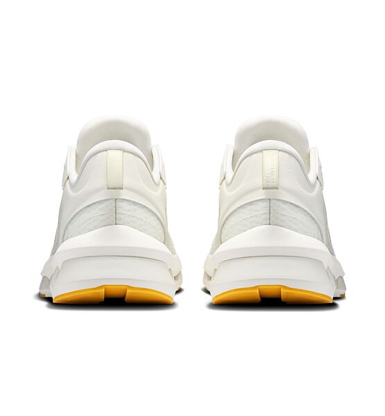 Womens leisure shoes On Cloudzone Moon