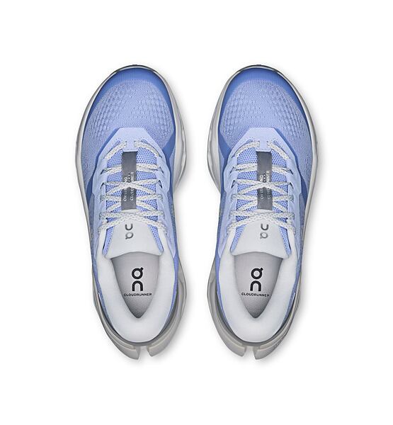 Womens Road Running Shoes On Cloudrunner 3