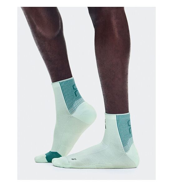 Unisex socks On Performance Run Sock Mid