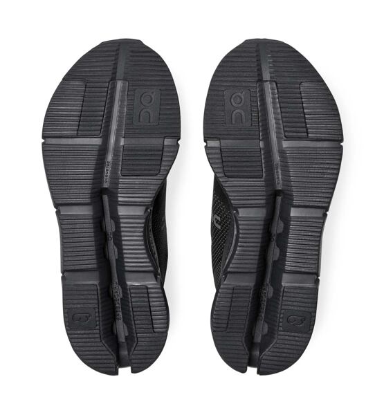 Womens leisure shoes On Cloudnova