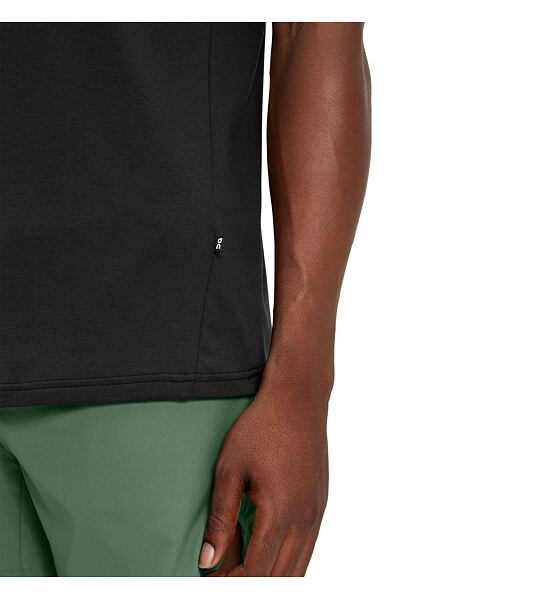 Mens running shirt On Focus-T