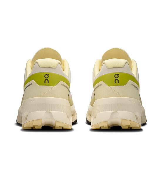 Womens Running Trail Shoes On Cloudvista 2