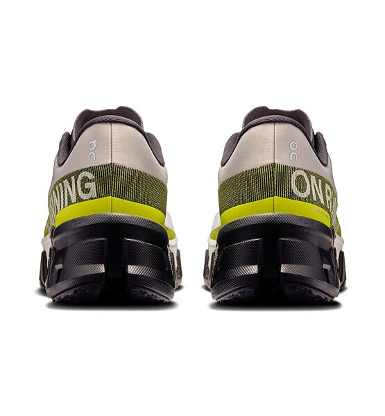 Mens Road Running Shoes On Cloudmonster Hyper