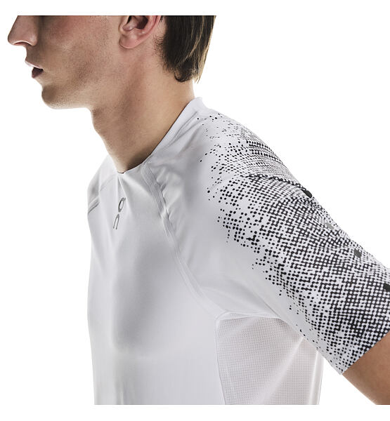 Mens running shirt On Ultra-T