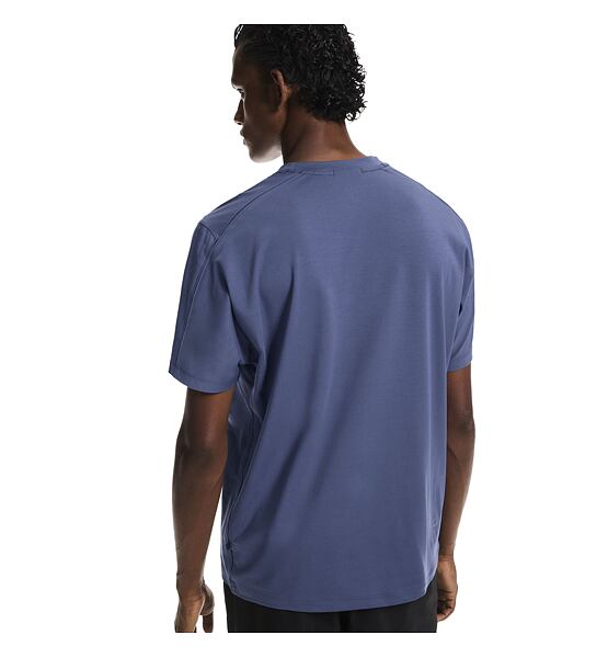 Mens running shirt On Focus-T