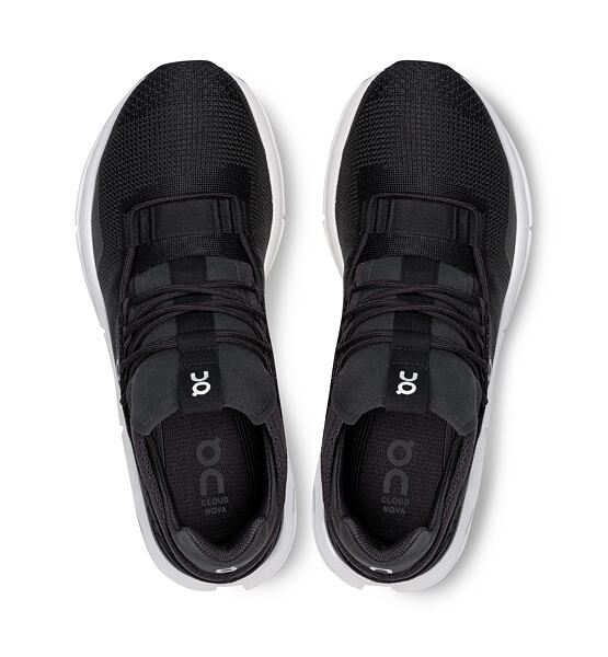 Womens leisure shoes On Cloudnova