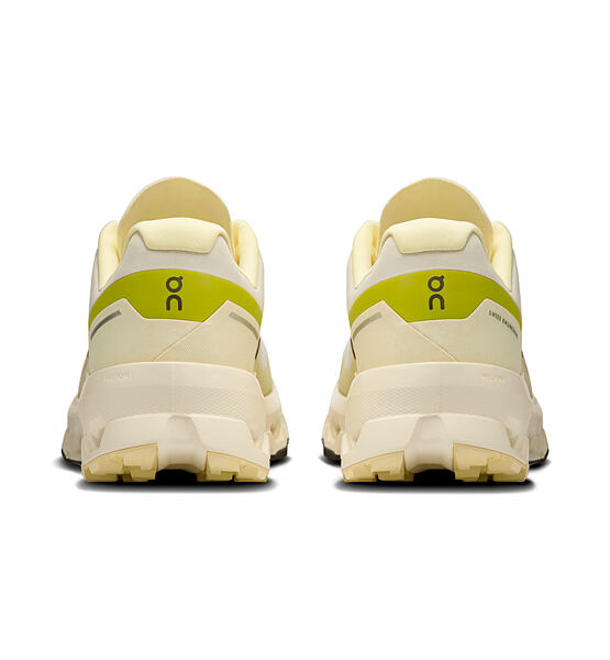 Womens Running Trail Shoes On Cloudvista 2