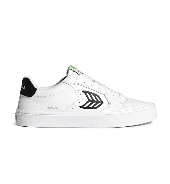 Mens leisure shoes Cariuma SALVAS White Leather Black Logo Sneaker