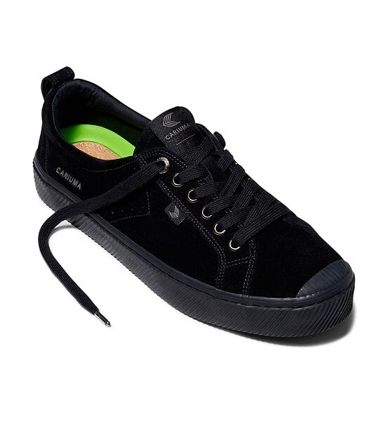 Mens leisure shoes Cariuma OCA Low All Black Suede Sneaker