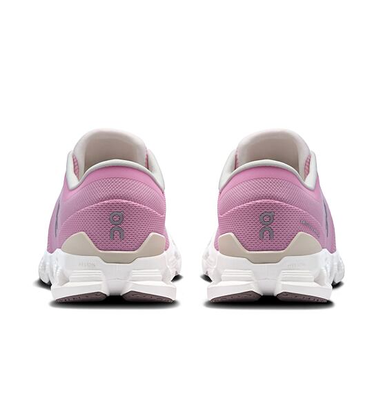 Womens Training Shoes On Cloud X 4