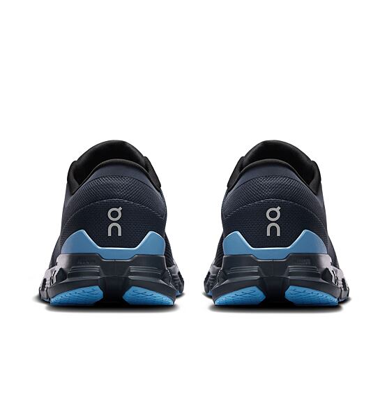 Mens Training Shoes On Cloud X 4