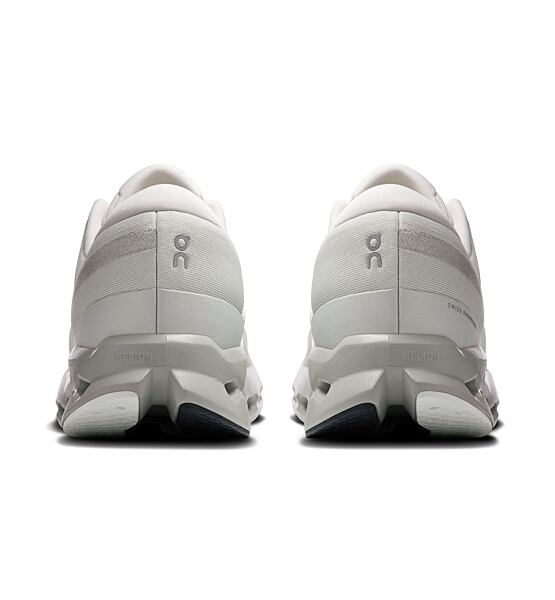 Mens Road Running Shoes On Cloudsurfer 2