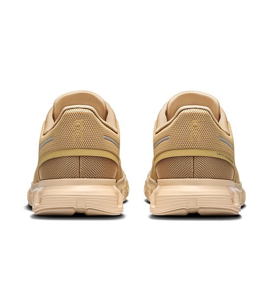 Mens leisure shoes On Cloud 6