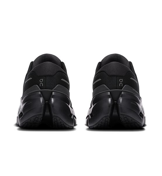 Mens Road Running Shoes On Cloudrunner 3